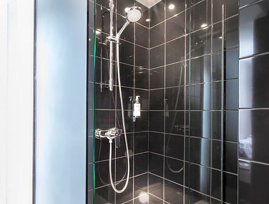 Libertel Montmartre Duperre