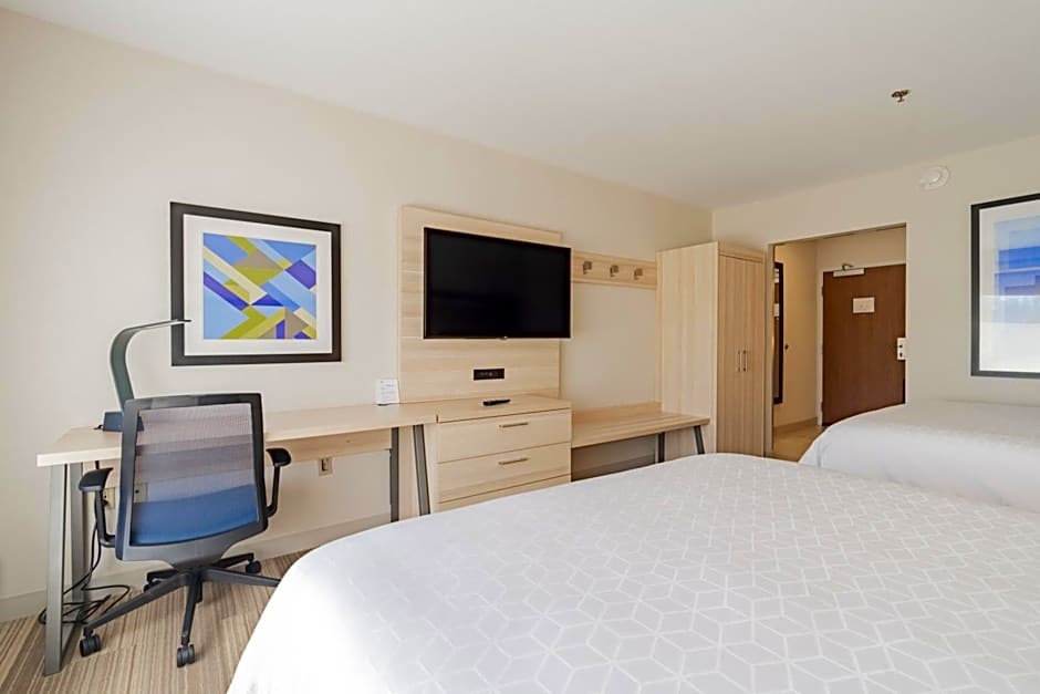 Holiday Inn Express & Suites - Marion By IHG