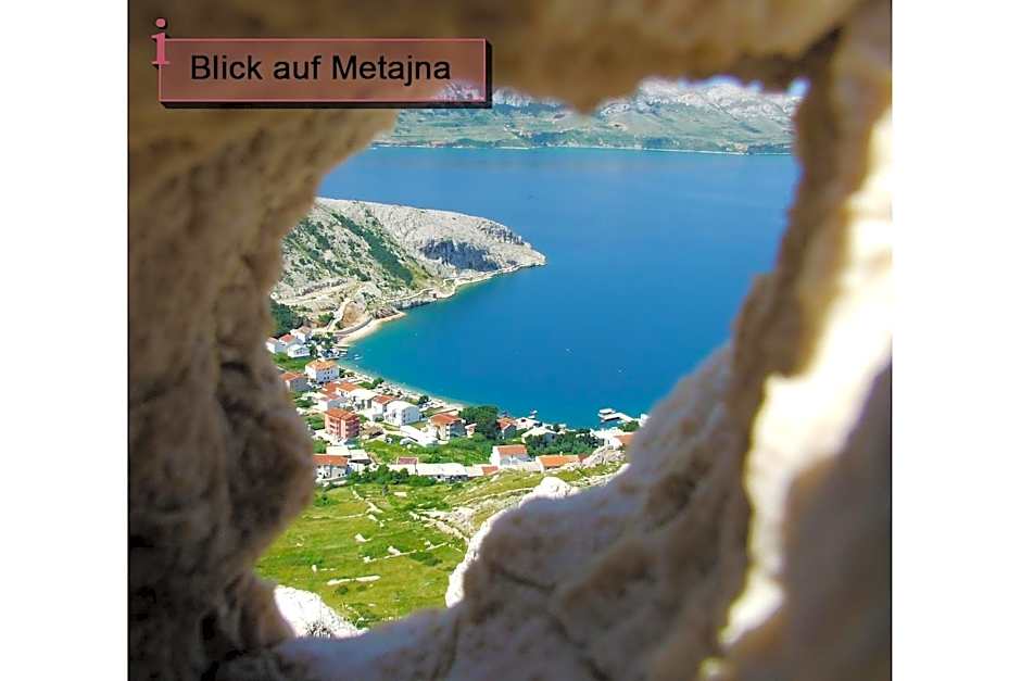 Mladen 2 with seaview