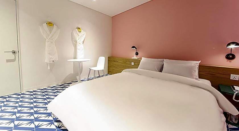Hotel Yeogiuhtte Chungjangro