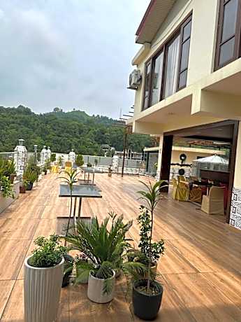 Hotel Anant Restaurant And Bar