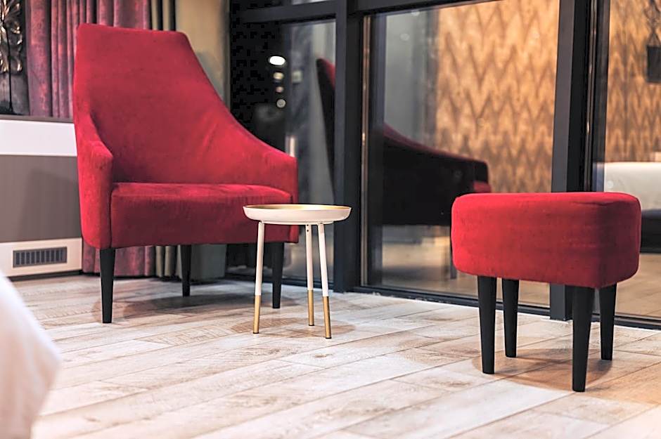 Urbanista Hotel & Bar