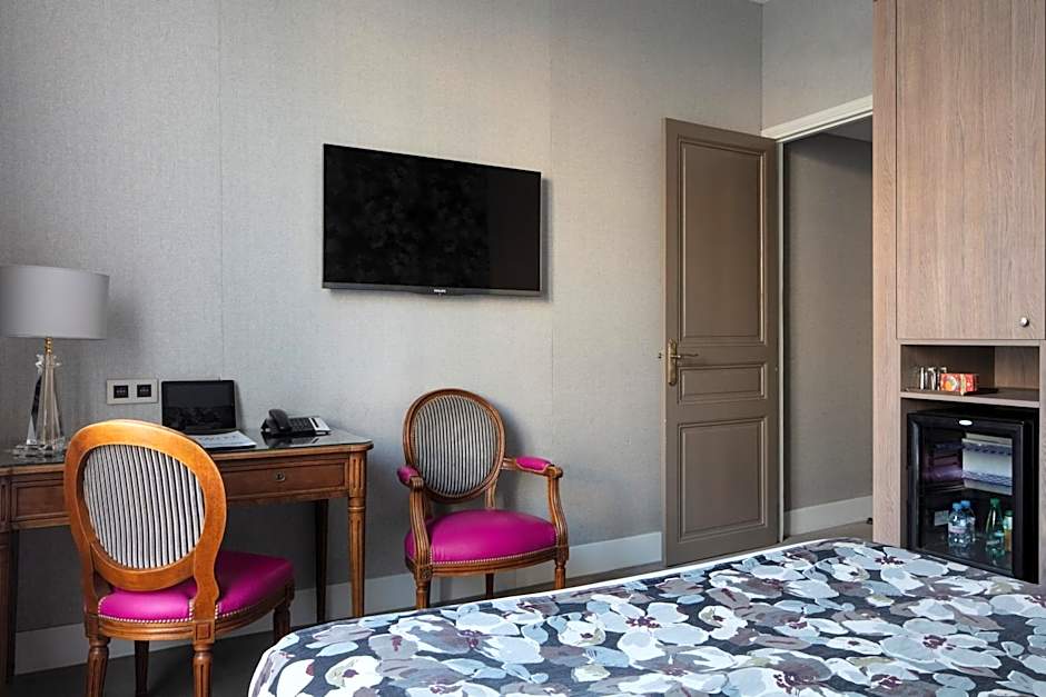 Photo 1 of 4 of Double Room