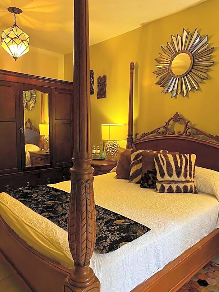 Eklectic Hotel Boutique