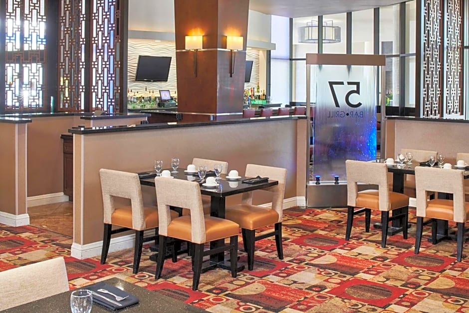 DoubleTree By Hilton Fullerton