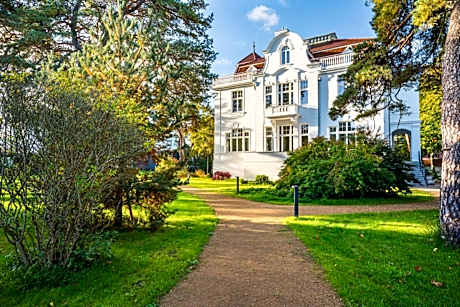 Pineblue Villas