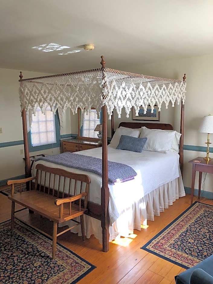 War Hill Inn