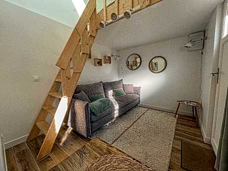 Loft comfort (4eme)-Suite-Douche-Vue sur la cour