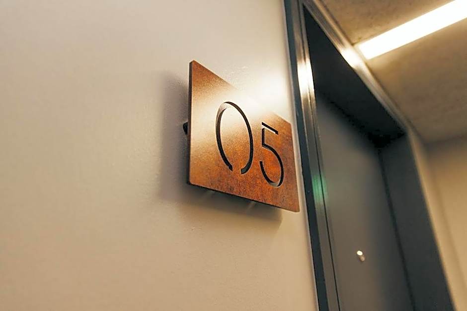 Quarter by the Warren Collection