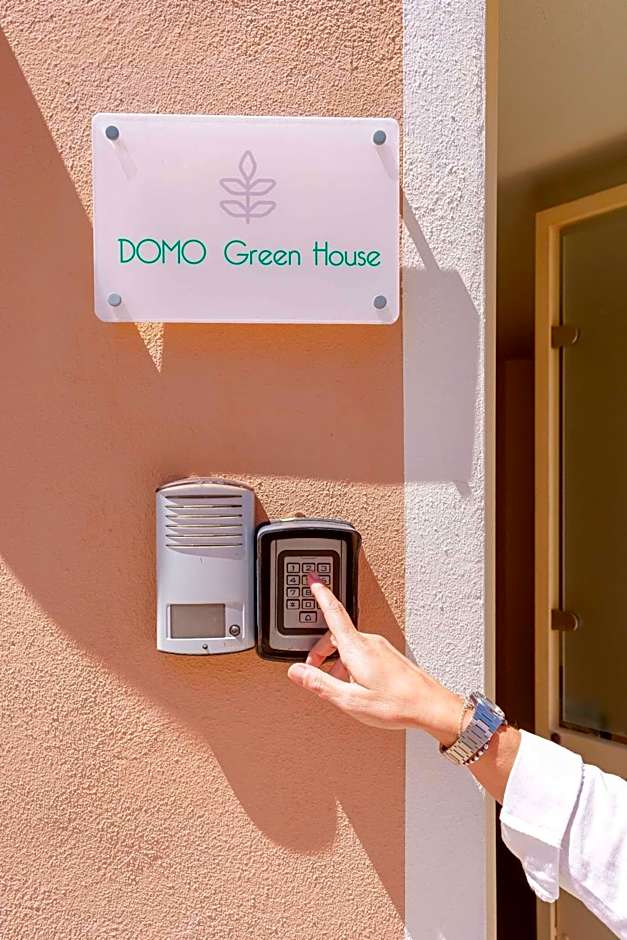 Domo Green House