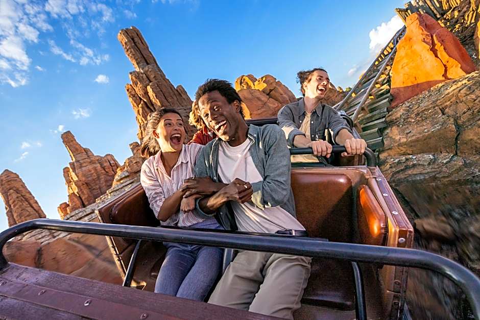 Disney Davy Crockett Ranch + Tickets