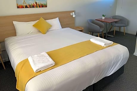 King Room - Non Smoking