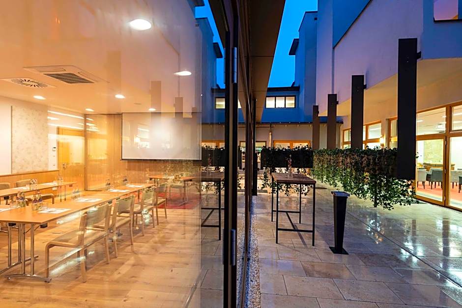 Garten-Hotel Ochensberger