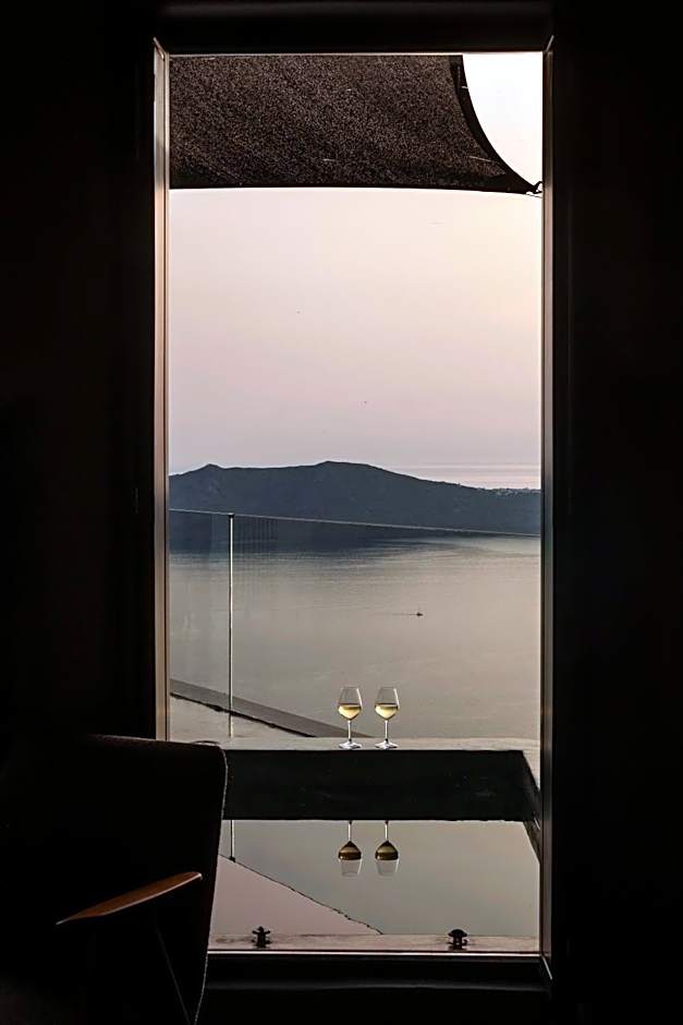 Kivotos Santorini - Preferred Hotels & Resorts