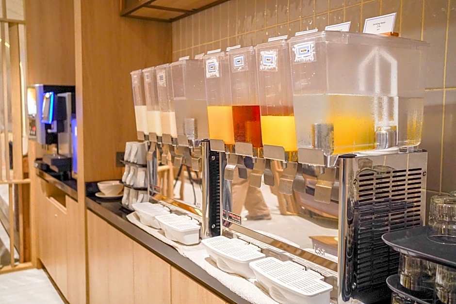 Holiday Inn Express And Suites Bangkok Central Pier By IHG