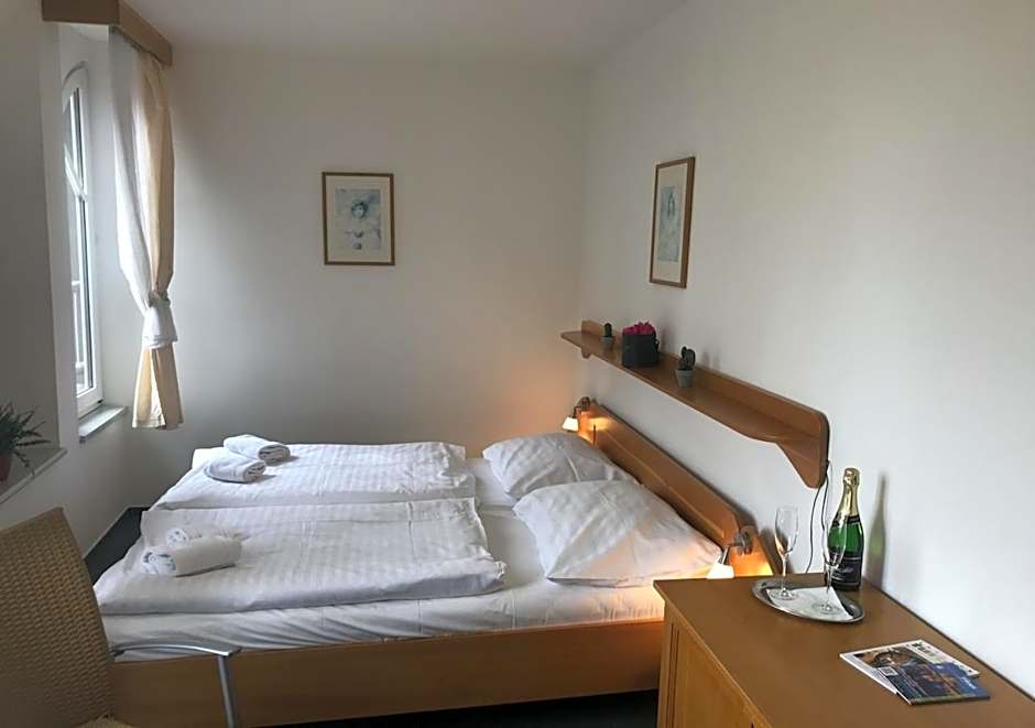 Hotel Otar