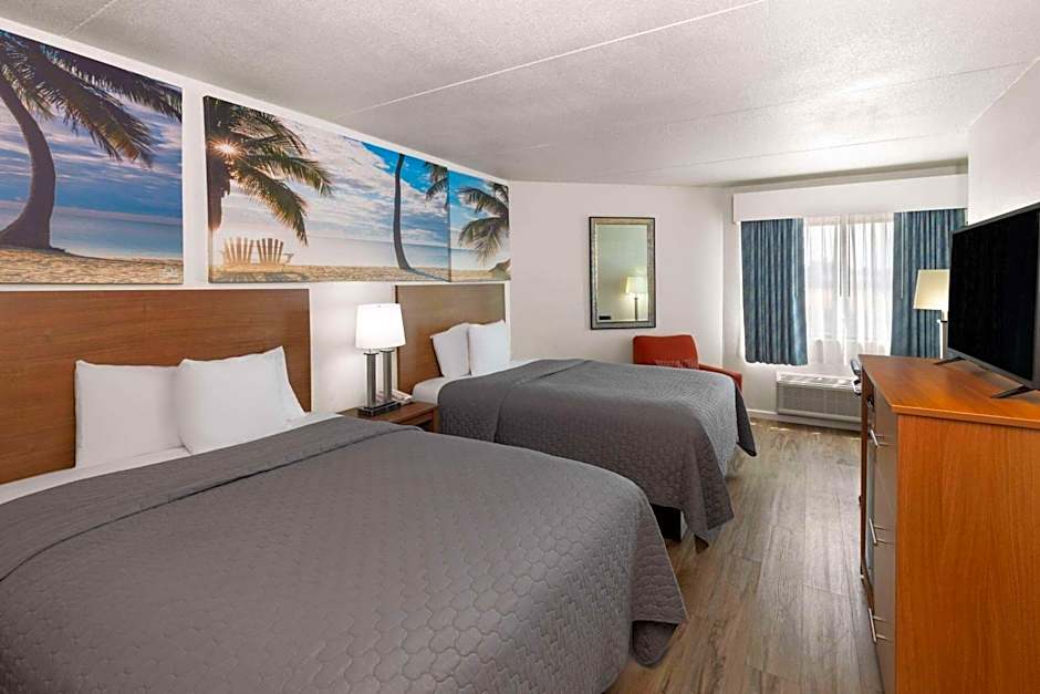 Days Inn by Wyndham Biloxi Beach