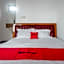 RedDoorz near Alun Alun Wonosobo 2