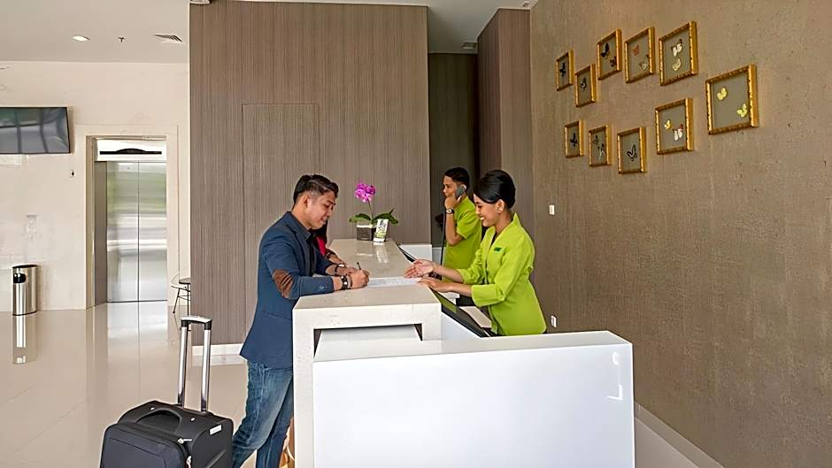 Whiz Prime Hotel Hasanuddin Makassar