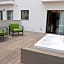 Ars Magna Bleisure Hotel