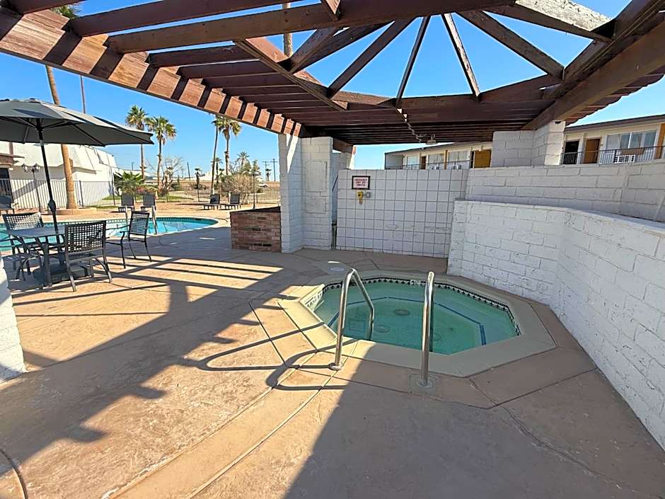 Travelodge by Wyndham Imperial - El Centro