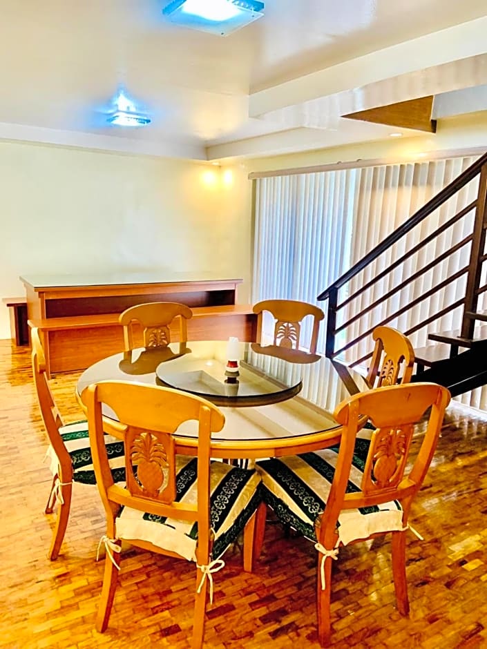 Elliannah Pines Hotel