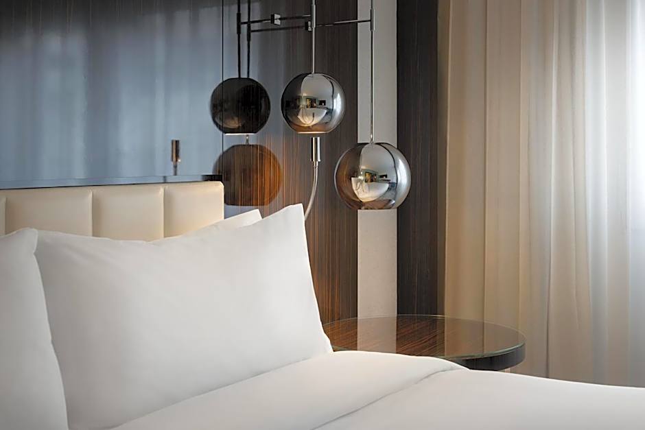 Le Meridien Paris Arc De Triomphe