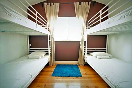 Standard 6 Bed-Dorm