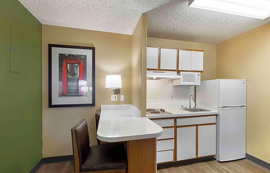 Extended Stay America Select Suites - Denver - Cherry Creek