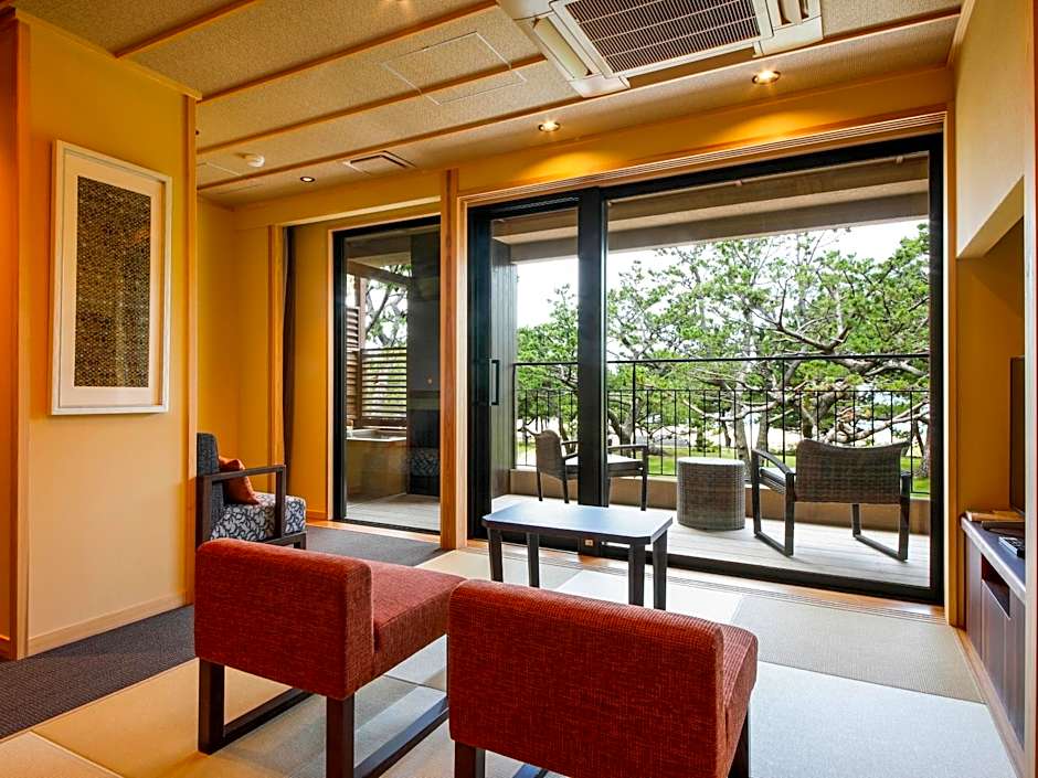 Awaji Hamarikyu Takumi