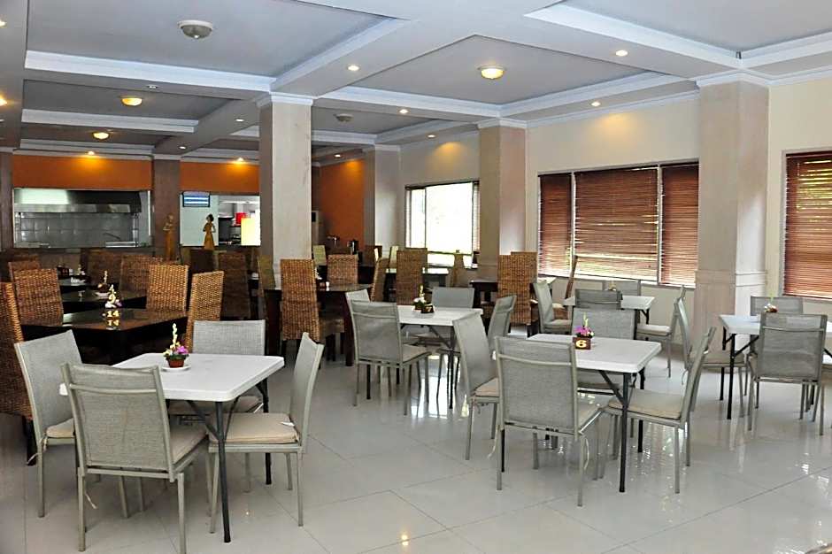 Puri Saron Denpasar Hotel