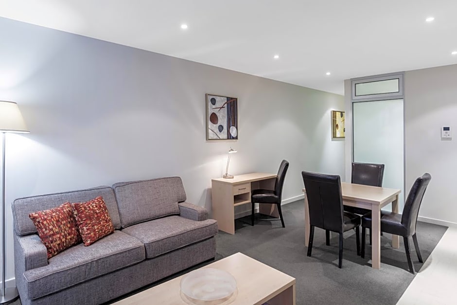 iStay Precinct Adelaide