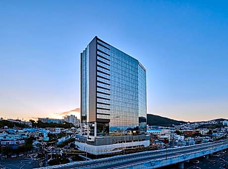 Premier Deluxe City View Double Room