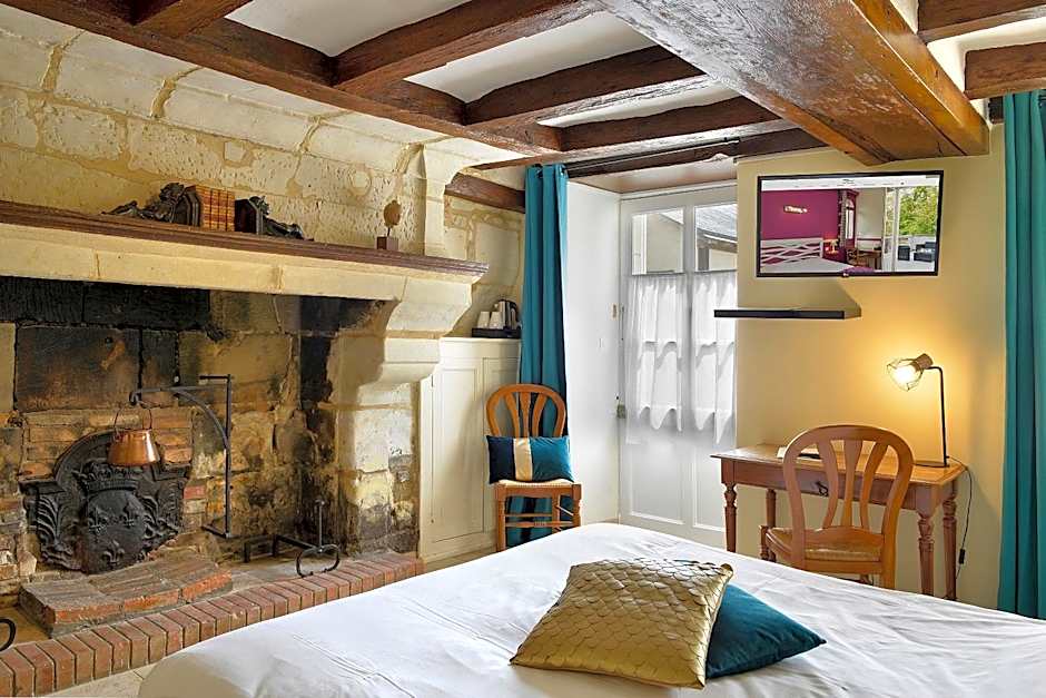 Logis Manoir De La Giraudière