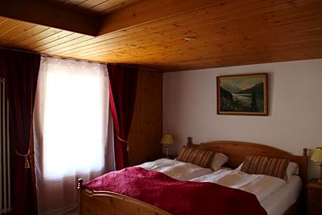 Double Room with River & Mountain View