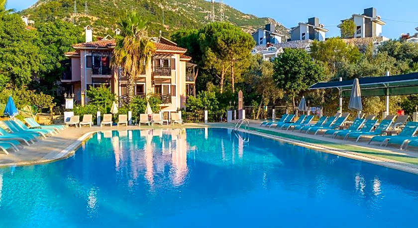 Club Pink Palace Hotel