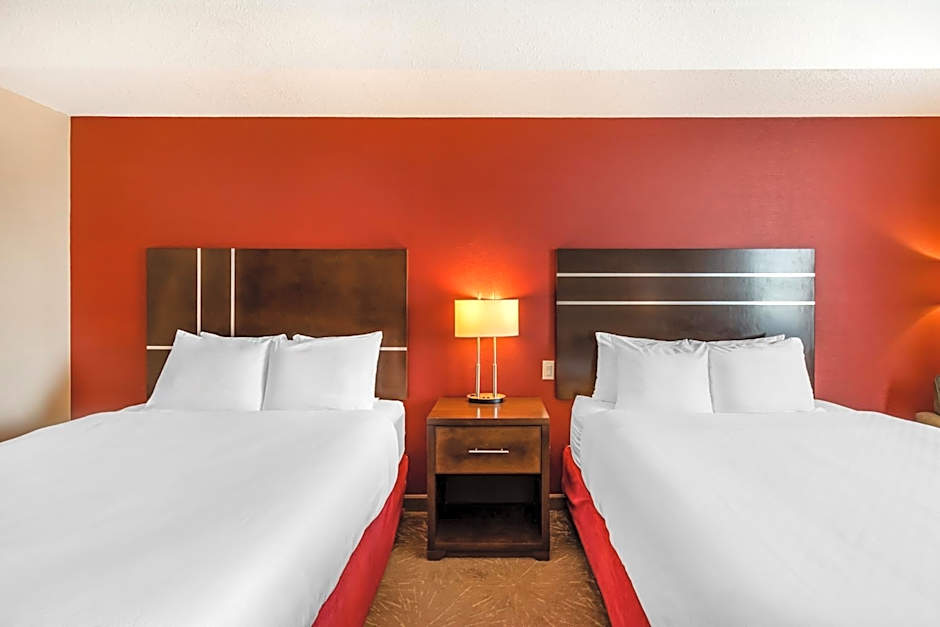 Best Western Plus Kindersley Hotel