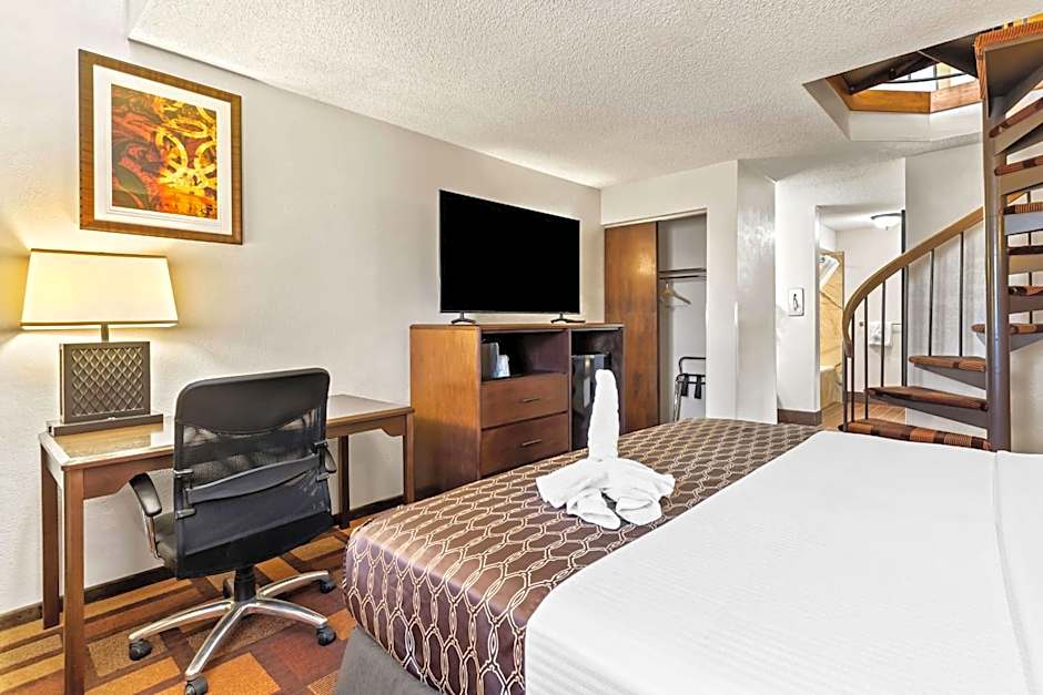 Best Western Tower West Lodge