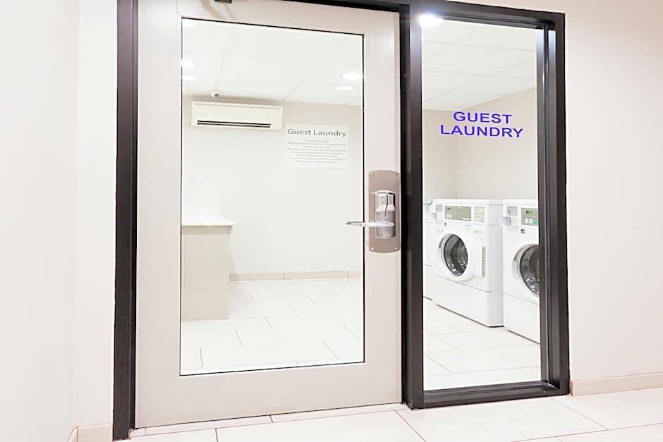 Holiday Inn Express Hotel & Suites Rome-East By IHG