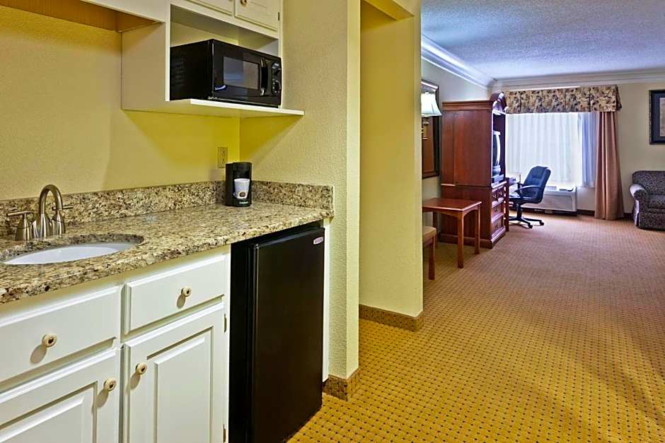 HOLIDAY INN EXPRESS RINGGOLD (CHATTANOOGA AREA) By IHG