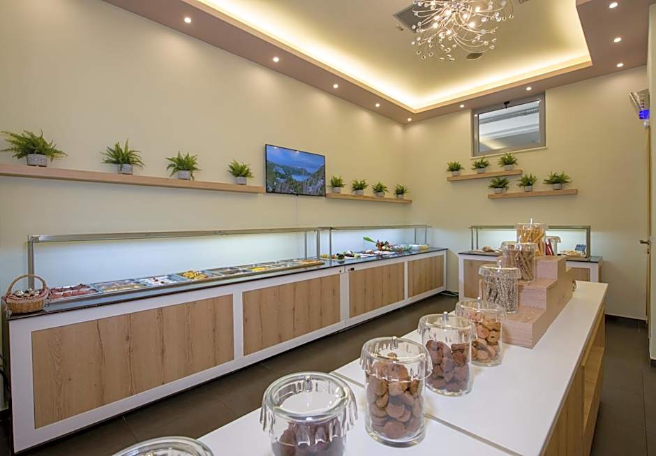 Isida Hotel Agia Marina