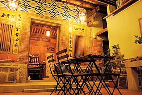 Horseshoe Crab Cottage