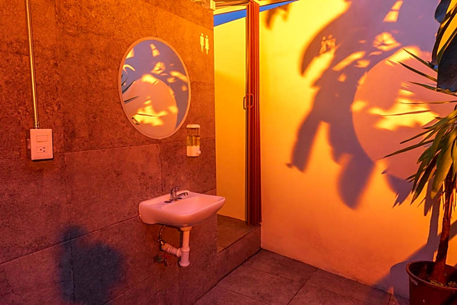 La Créme de la Créme Hostel