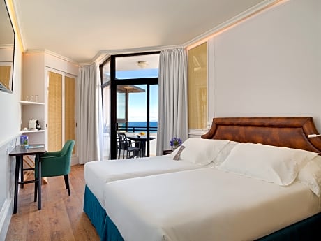 Privilege Room (2 Adults)