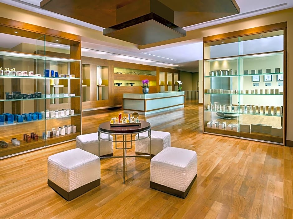 Grand Hyatt Doha Hotel & Villas