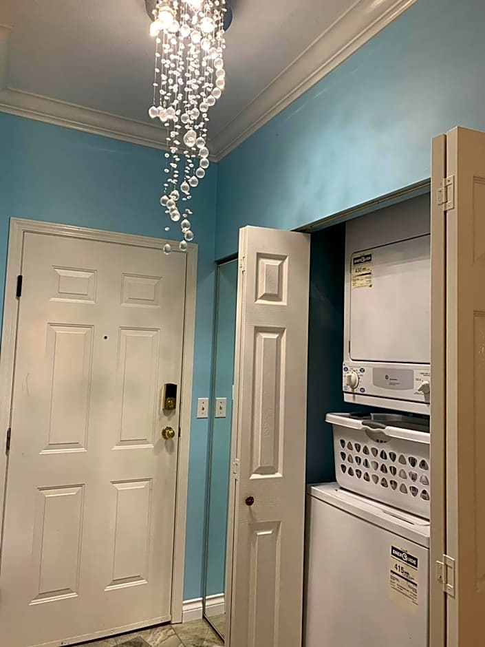 2 Bedrooms Condo in a excellent location