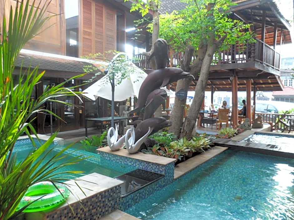 Tony's Place Beds & Breakfast