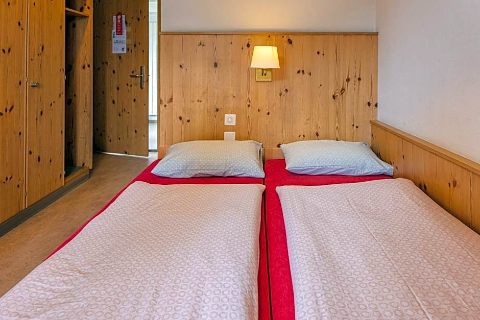 Davos Youth Hostel