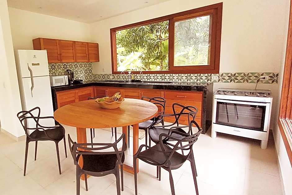 Kíria's Village Beach House