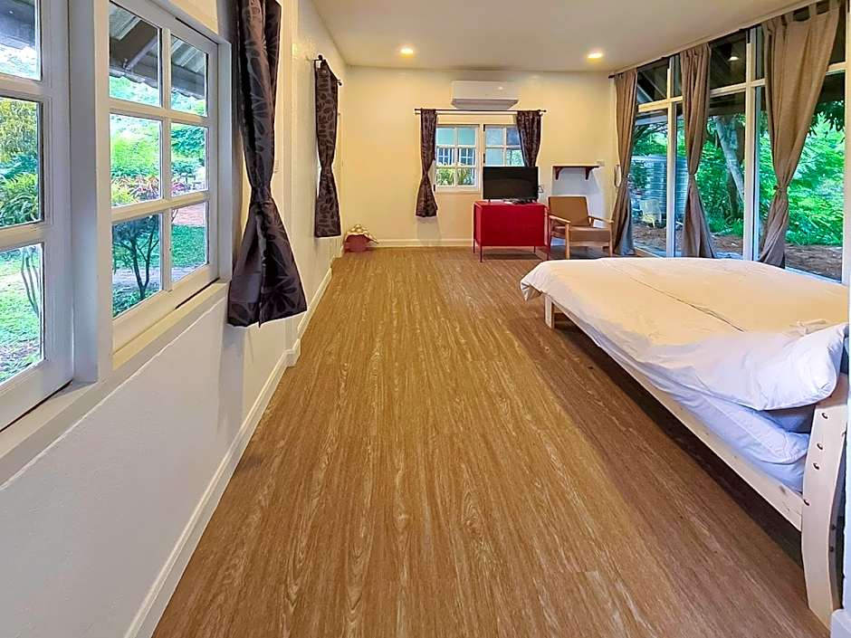 Photo 1 of 18 of Deluxe, River View
